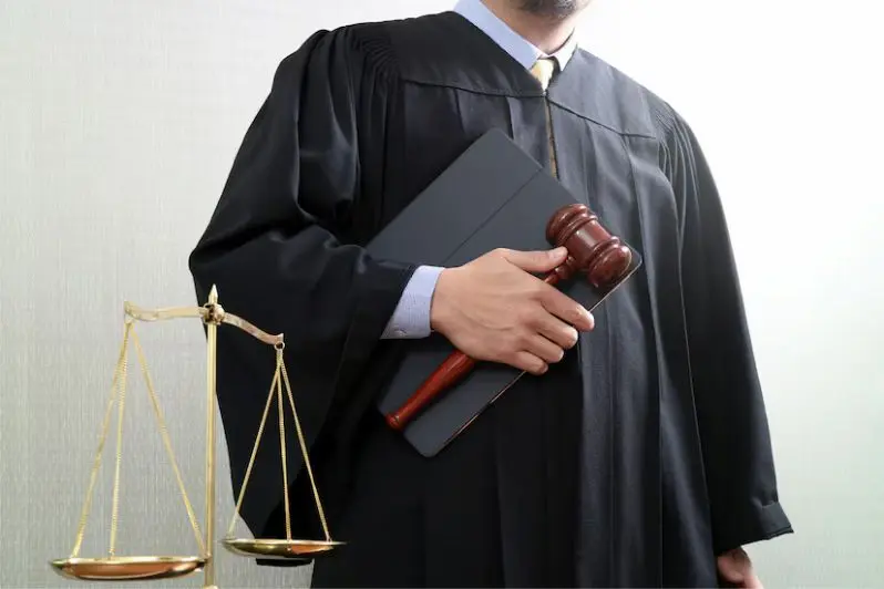 When Do You Need a Lawyer? Top 10 Legal Situations That Require a Legal Expert